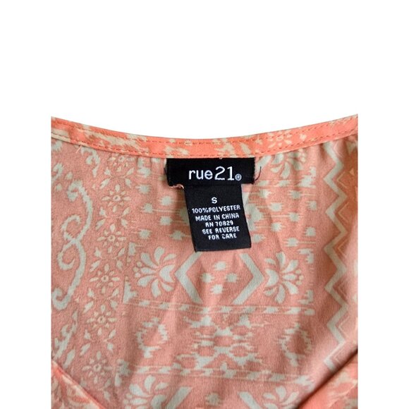 Rue21 Boho Coral & Cream Bell Sleeve Top W/Lace Accents & Aztec Print - Picture 2 of 5